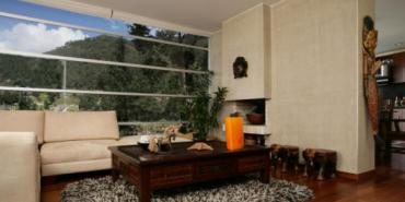 Así vive la presentadora Adriana Vargas