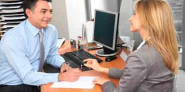 Asesórese de un profesional para arrendar o vender