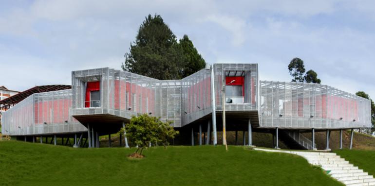 Parque Educativo de Marinilla - El Equipo Mazzanti – Rodrigo Dávila - American Architecture Prize 2016