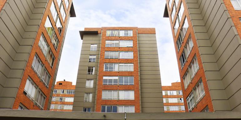 Stop a los molestos ruidos del viento en pisos altos