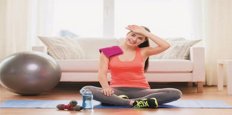 La actividad física regula las cifras de presión arterial, mejora la flexibilidad y la movilidad de las articulaciones.