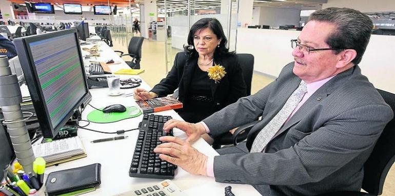 Germán Molano y Nora Pabón, durante el foro virtual de copropiedades que se realizó esta semana en EL TIEMPO 