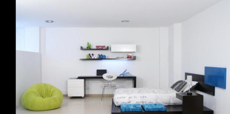  Decorar bien la habitación y utilizar materiales acordes es una de las claves. Foto: En Madera - Centro de Diseño