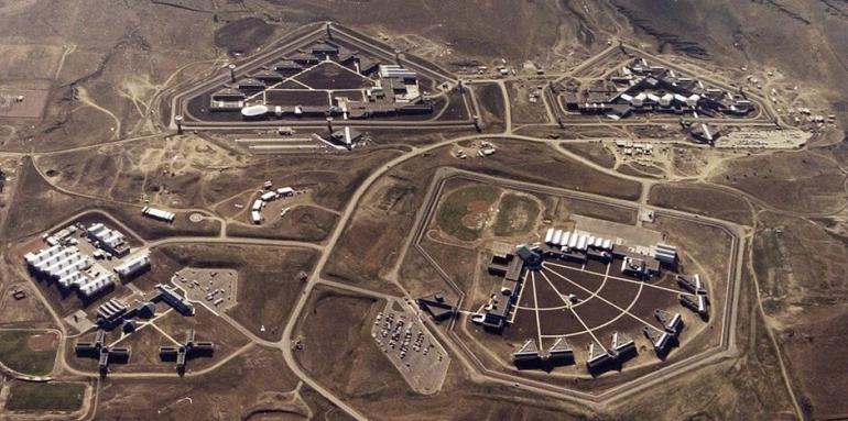 Florence: así es la cárcel de máxima seguridad que espera a Otoniel