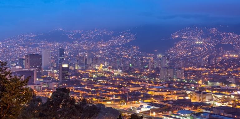¿Cuál es el precio del metro cuadrado en venta en Medellín y los municipios del Valle de Aburrá? 
