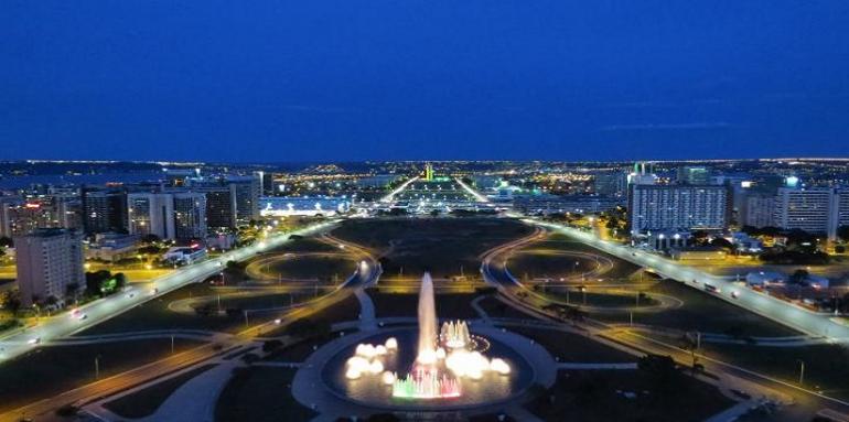 Panorámica ciudad de noche