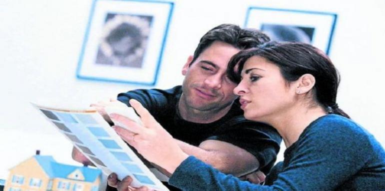 Es recomendable indagar sobre la trayectoria comercial de los vendedores y las empresas