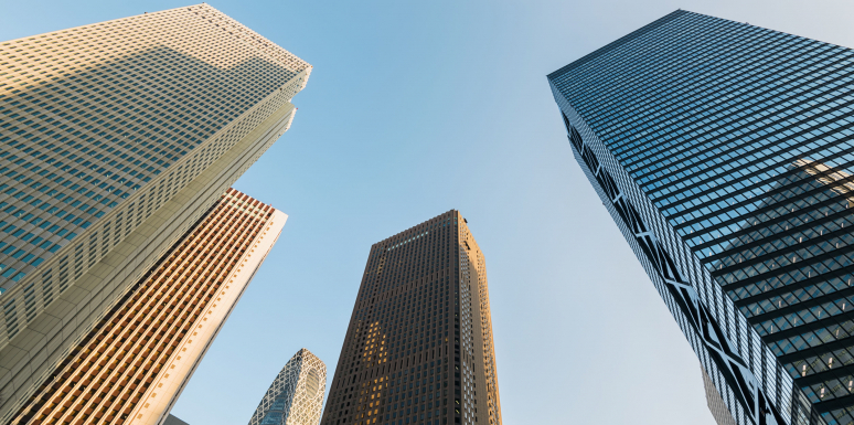 Vidrio, metal y concreto, los materiales  preferidos para fachadas de edificaciones empresariales.