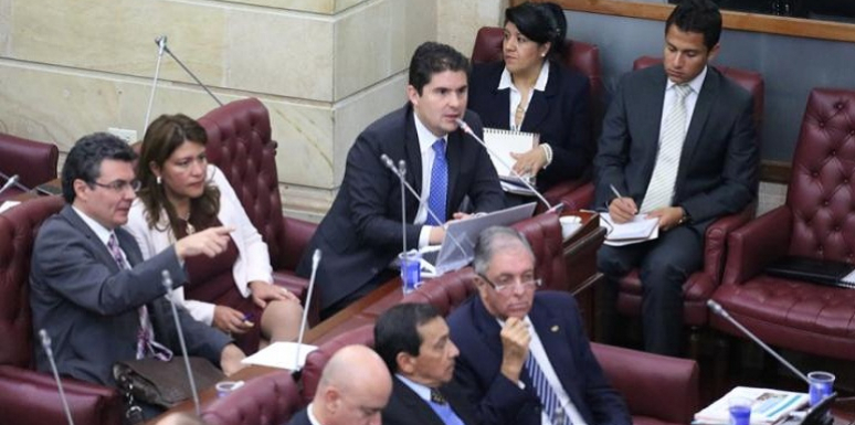 “Necesitamos mayores recursos para continuar jalonando el crecimiento económico y social”: Luis Felipe Henao Cardona.