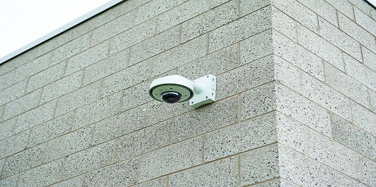 Parques empresariales en Escocia, identifican vehículos y conductores las 24 horas del día con cámaras de seguridad