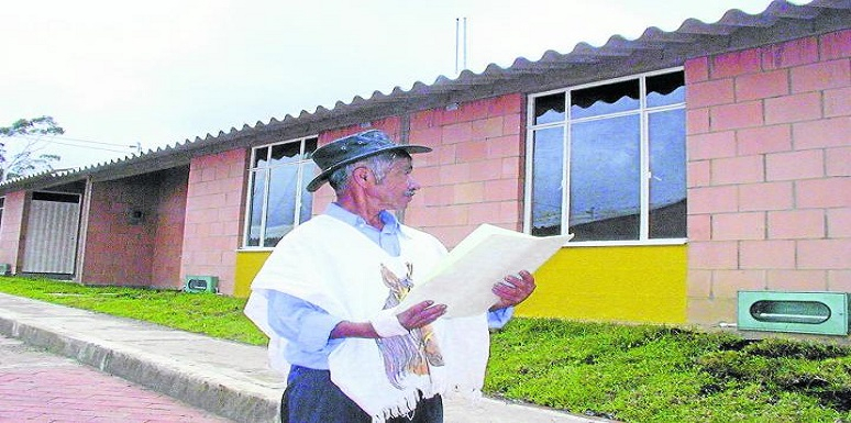 Familias afectadas por la violencia y damnificados se verán beneficiados con la medida. 
