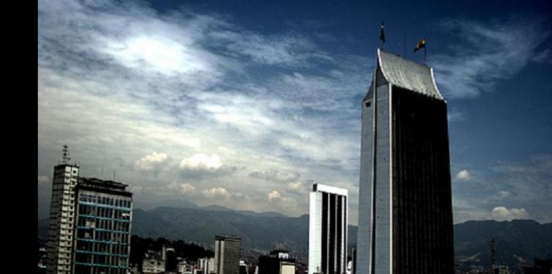  El Coltejer es el edificio pionero de la modernidad de Medellín Fotografía tomada de Internet
