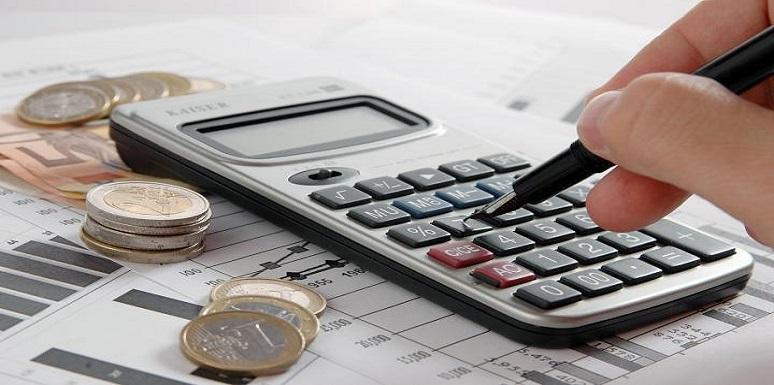 A través de una solicitud al banco y un trámite sencillo en la empresa es posible reducir la Retención en la Fuente. 