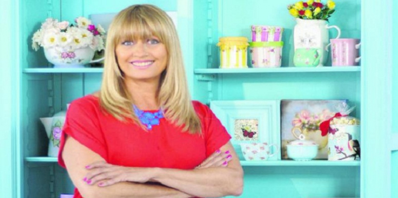 Desde 1993, Herminia Devoto presenta sus diseños decorativos en televisión.