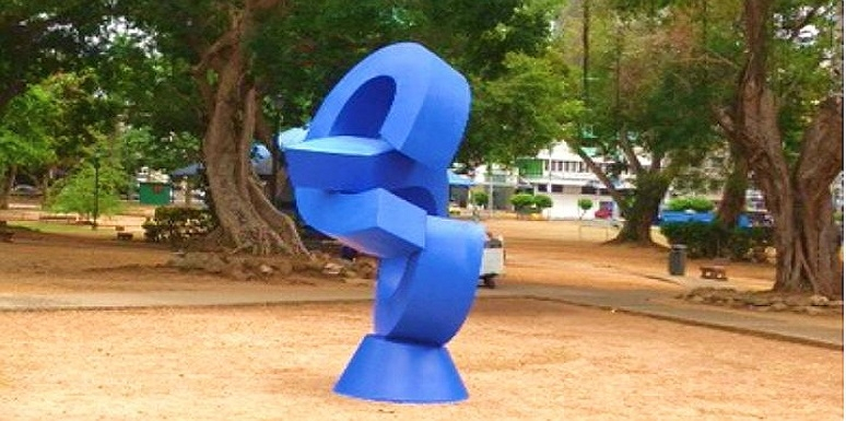 Con esta escultura, Liliana Méndez fue escogida por la alcaldía de Panamá, para engalanar el Parque de la Urraca