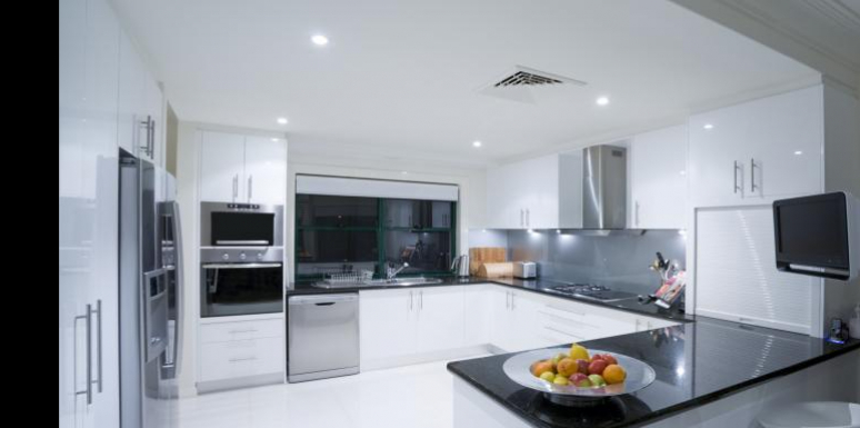 El minimalismo genera una sensación de amplitud en la cocina. Tendencias minimalistas para cocinas