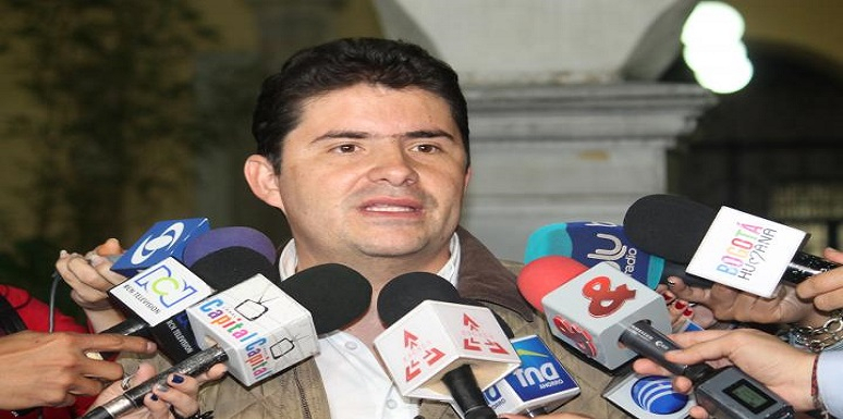 En rueda de prensa, el Ministro Luis Felipe Henao Cardona, entregó detalles de la reunión con el alcalde encargado de Bogotá