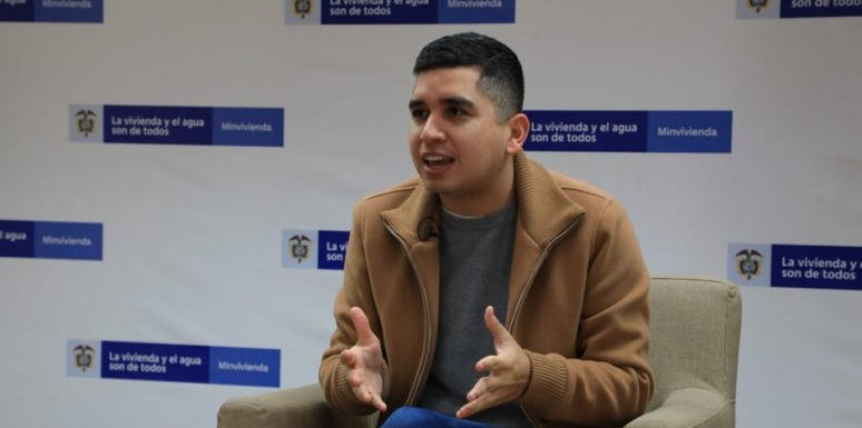 Ministro de Vivienda se convierte en Tiktoker
