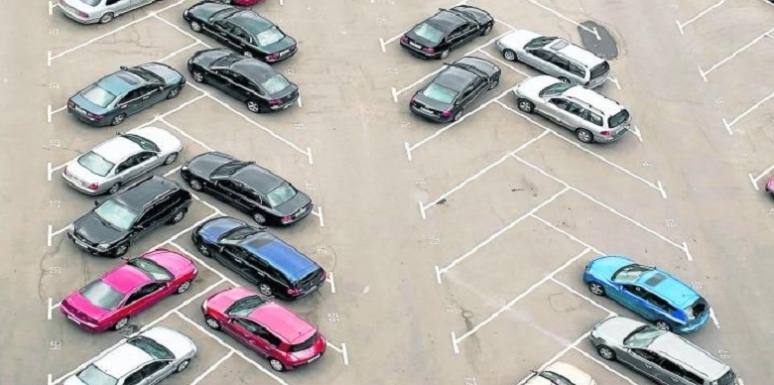 La plata producto del arrendamiento de los parqueaderos debe destinarse a la disminución de las cuotas de administración.