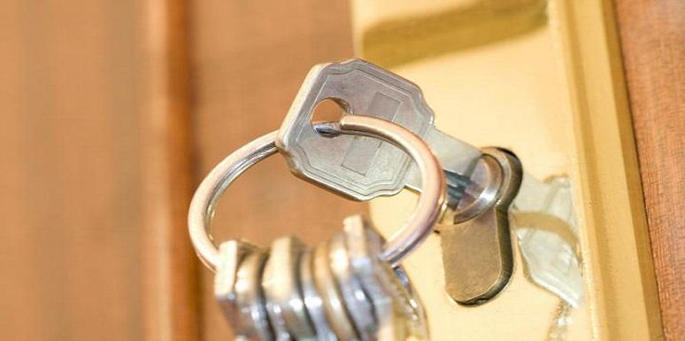 Una vez cierre el trato el vendedor deberá entregarle todos los pagos de impuestos al comprador